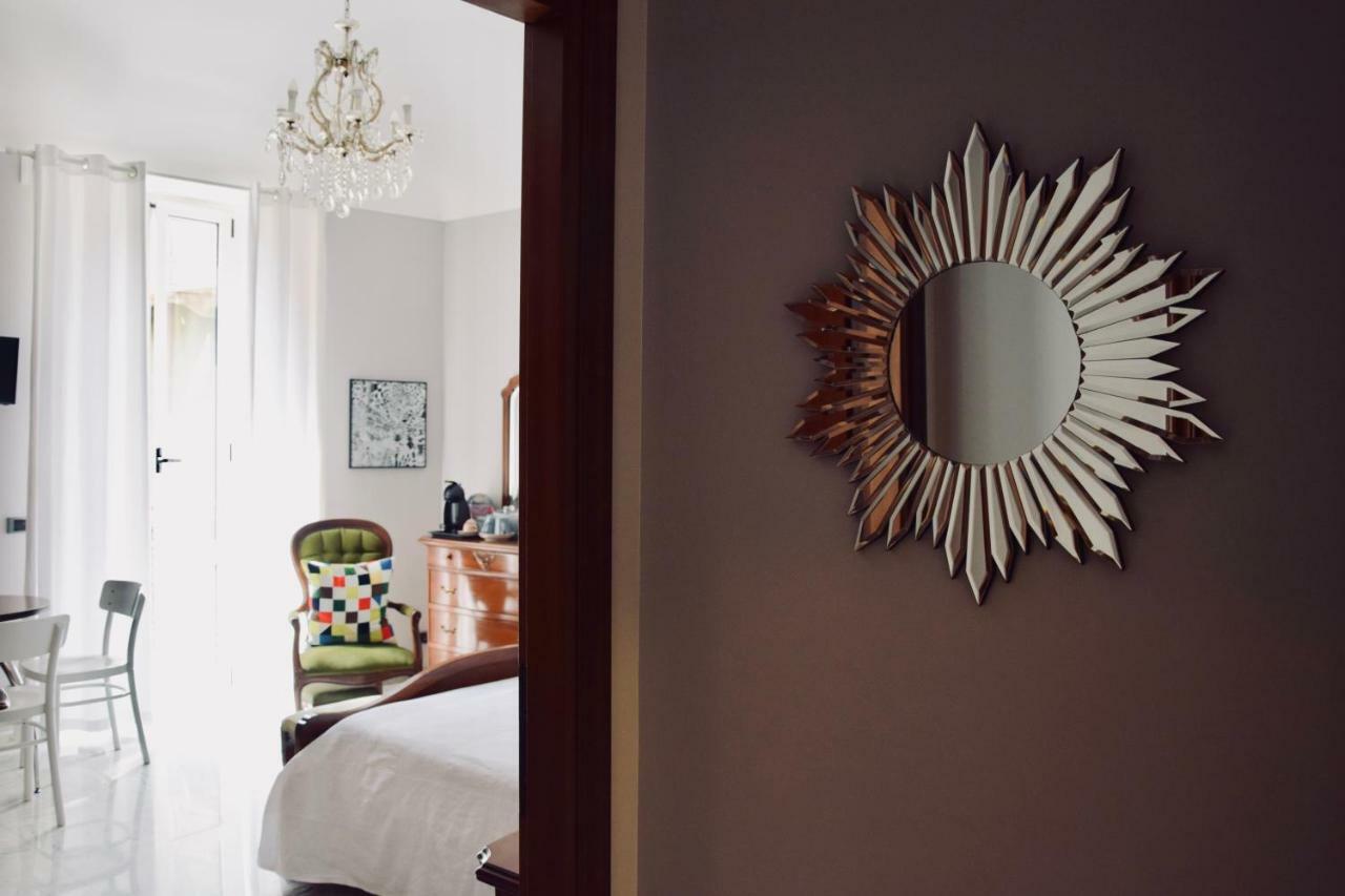 Casa Cristina Bed & Breakfast กาซาเล มอนแฟร์ราโต ภายนอก รูปภาพ