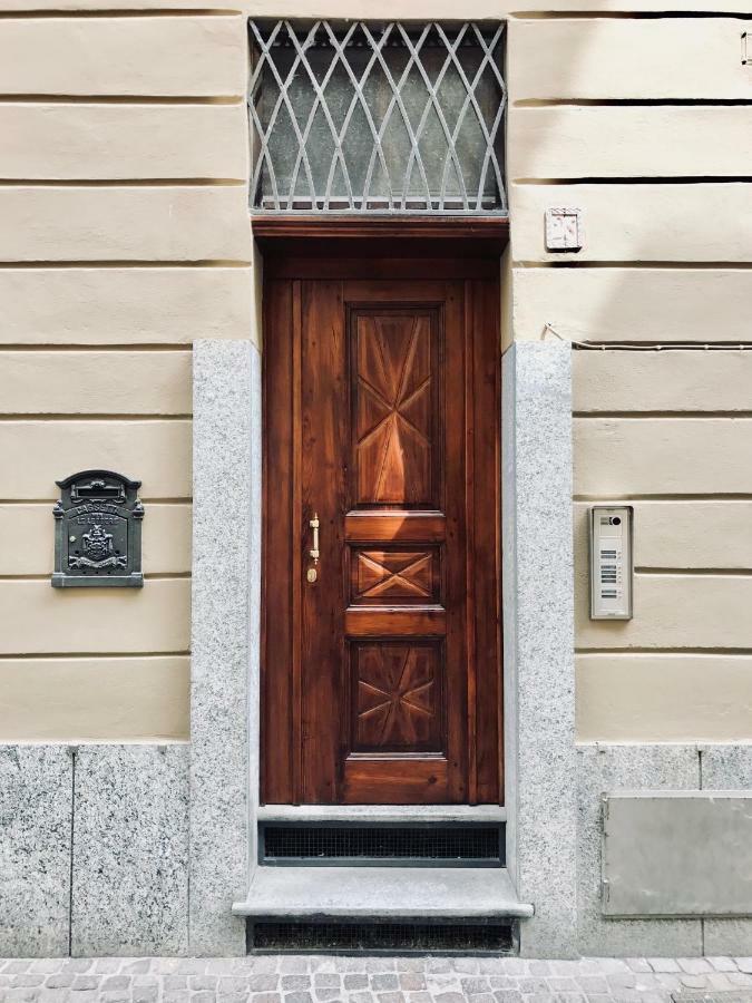 Casa Cristina Bed & Breakfast กาซาเล มอนแฟร์ราโต ภายนอก รูปภาพ